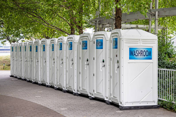 Porta potty delivery and setup in Kingston, WA